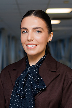romanova-dm.jpg (35 KB)